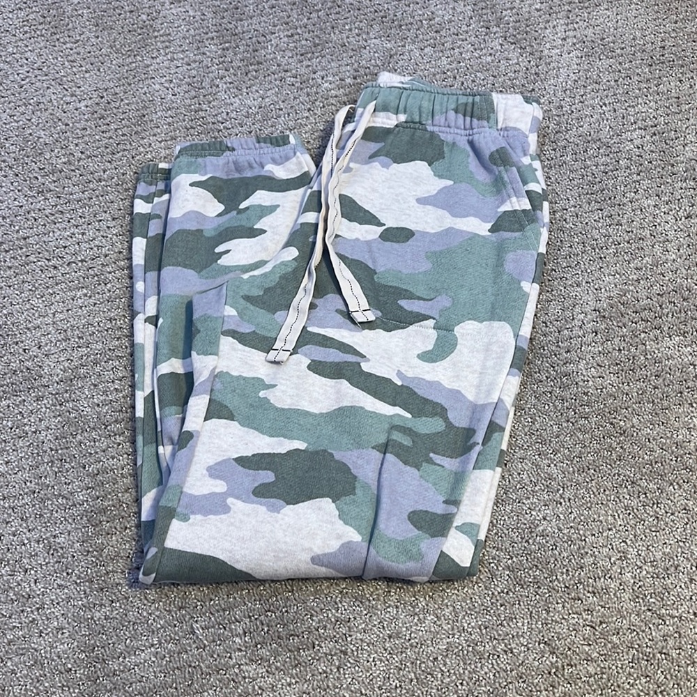 Aerie Camo Joggers